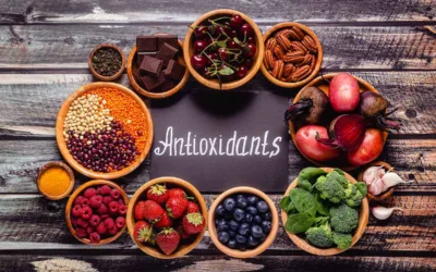Antioxidantes naturales para la piel: cómo ayudan a mantenerla luminosa y protegida